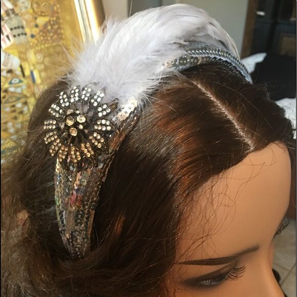 🎃 - FLAPPER STYLE Silver Sequin Headband - Picture 1 of 8